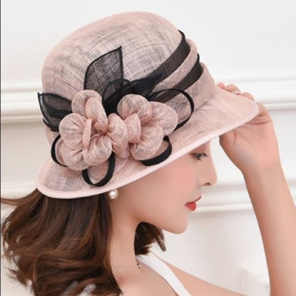 Elegant Straw Hand made hat.   rose cream color.